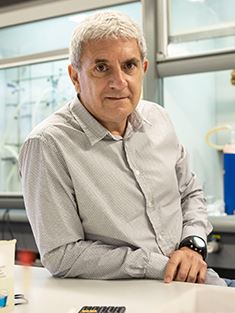 Professor Eduardo Peris profile image